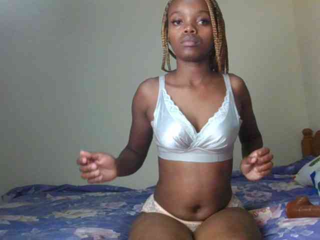 ScarletBluexo webcam