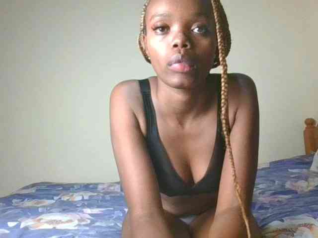 ScarletBluexo webcam