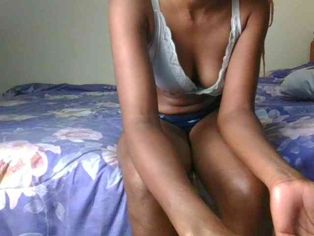 ScarletBluexo webcam