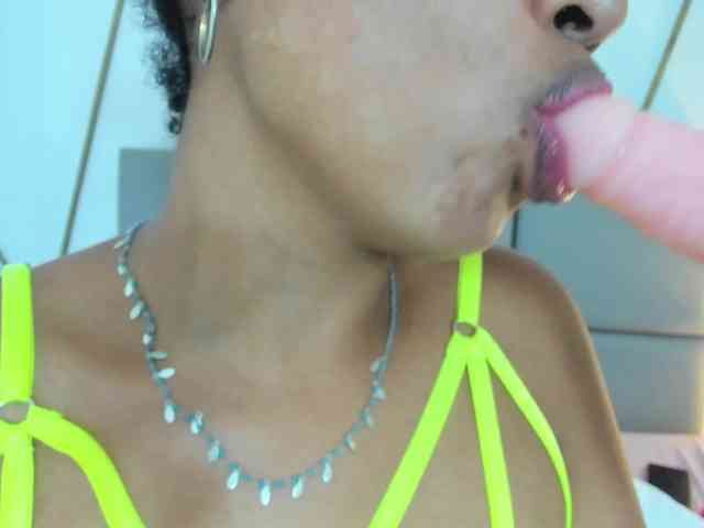 violeta-cruz webcam