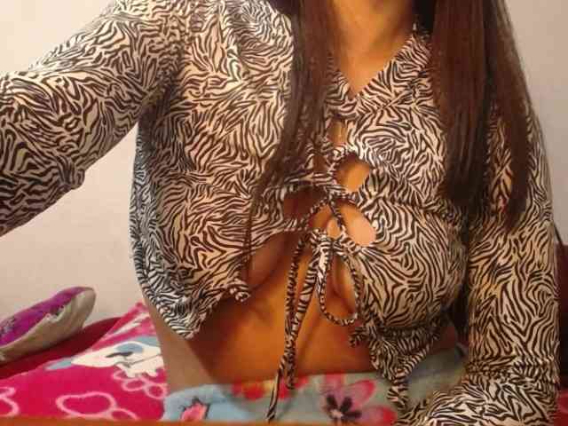 khristall29 Live Webcam on BongaCams