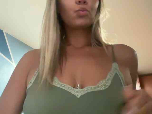 prettyykitty webcam