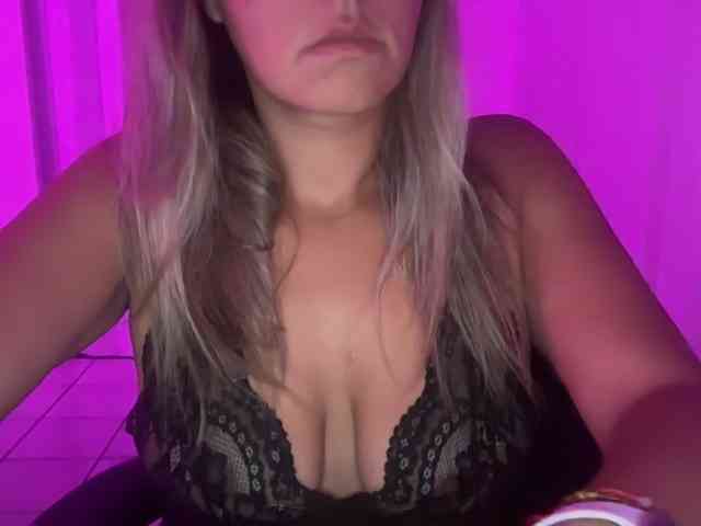 prettyykitty webcam
