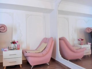 LucianaRoa Porn Show