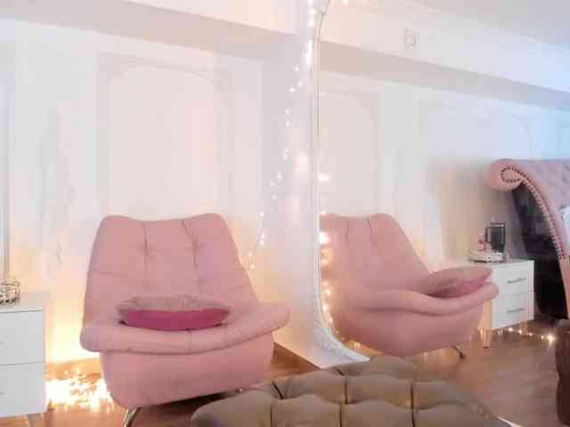 LucianaRoa webcam