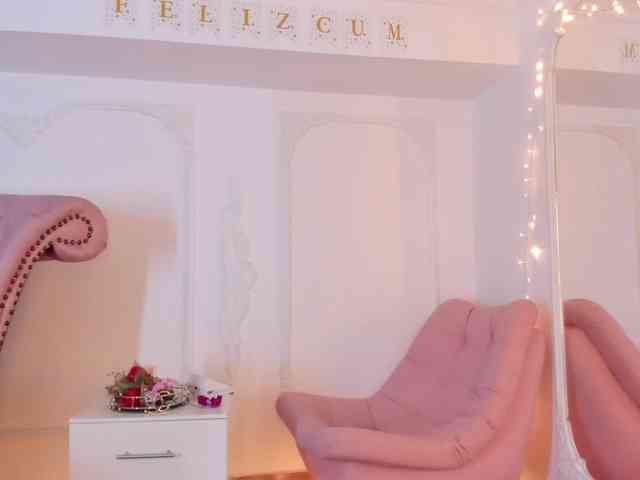 LucianaRoa webcam