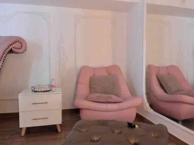 LucianaRoa webcam