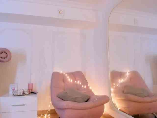 LucianaRoa webcam