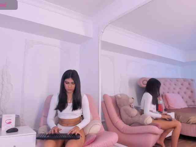 LucianaRoa webcam