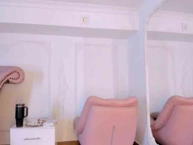 LucianaRoa webcam