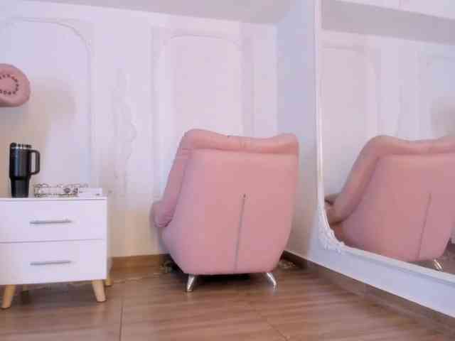 LucianaRoa webcam