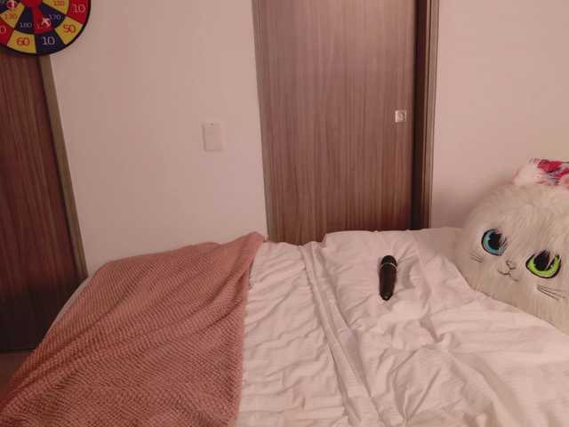 sexy-natty's BongaCams show and profile