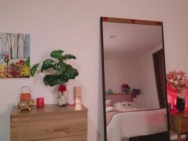 sexy-natty's BongaCams show and profile