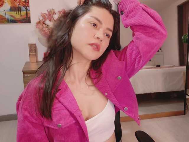 sexy-natty's BongaCams show and profile