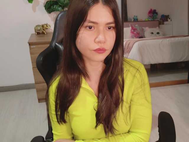 sexy-natty cam belle