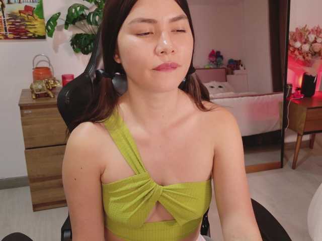 sexy-natty's BongaCams show and profile