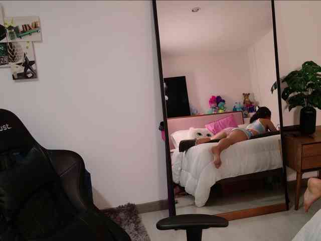 sexy-natty webcam