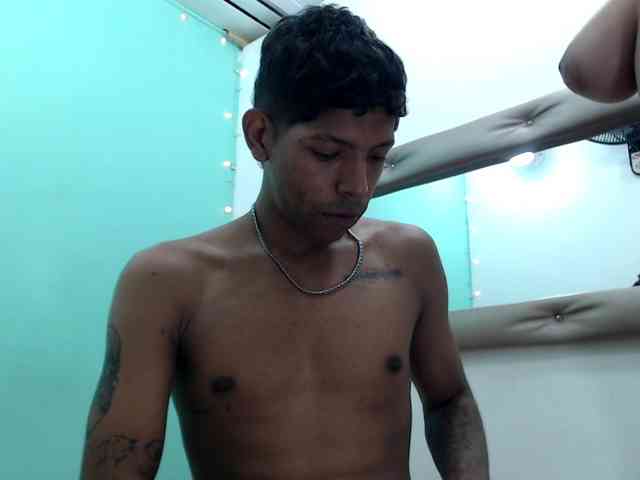 kloe-matias webcam