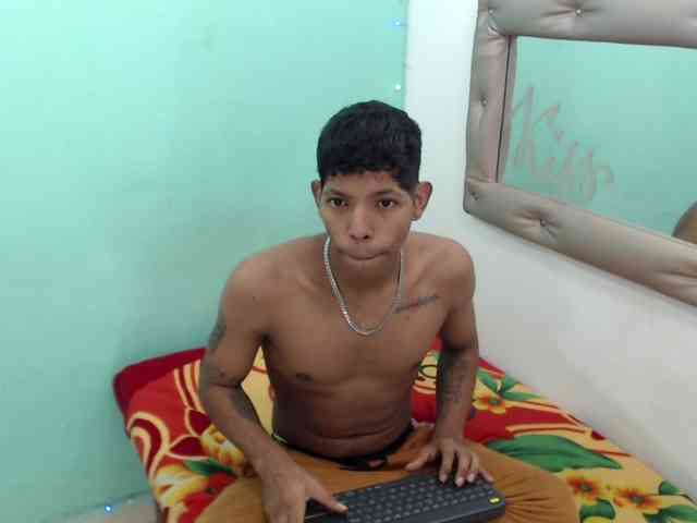 kloe-matias bongacams