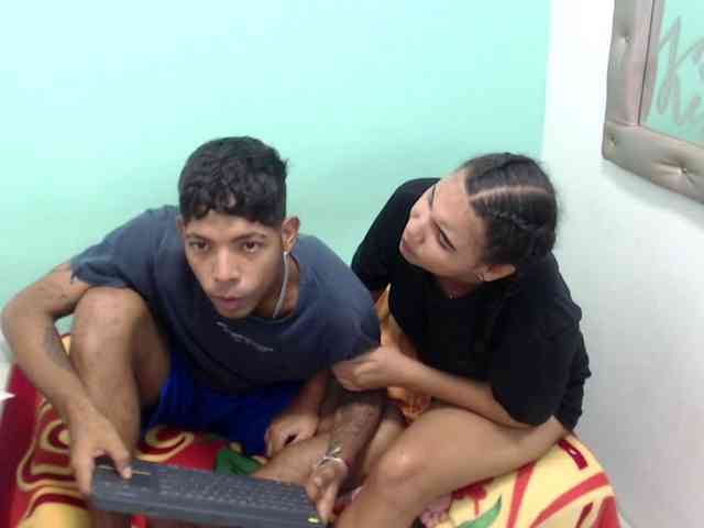 kloe-matias webcam