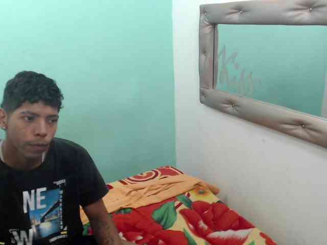 kloe-matias webcam
