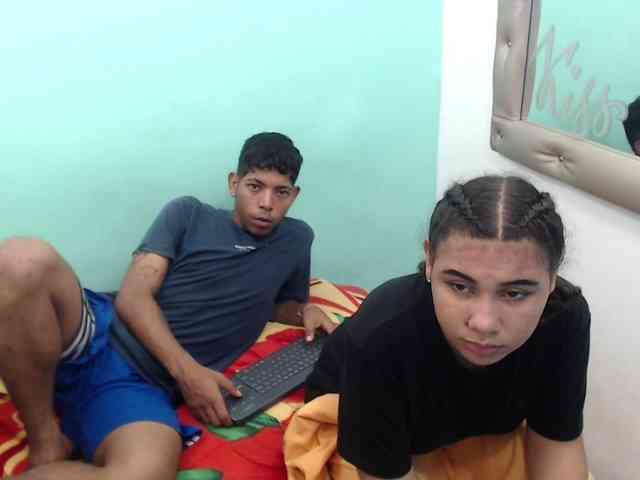 kloe-matias webcam