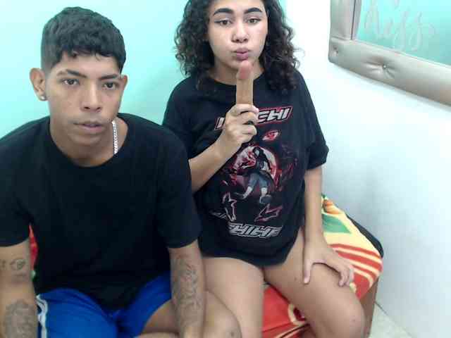 kloe-matias webcam