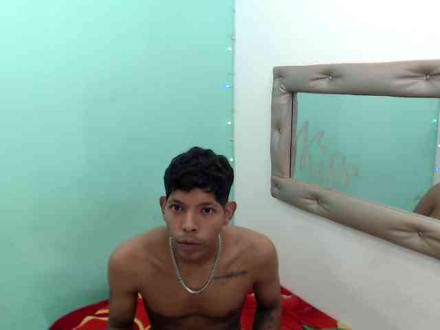 kloe-matias webcam