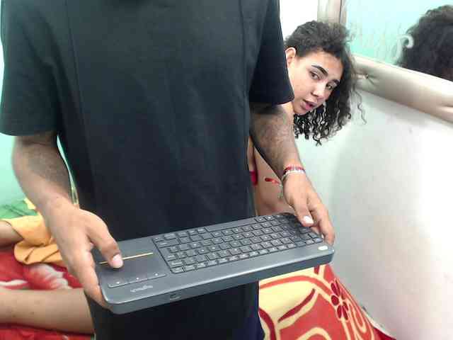kloe-matias webcam