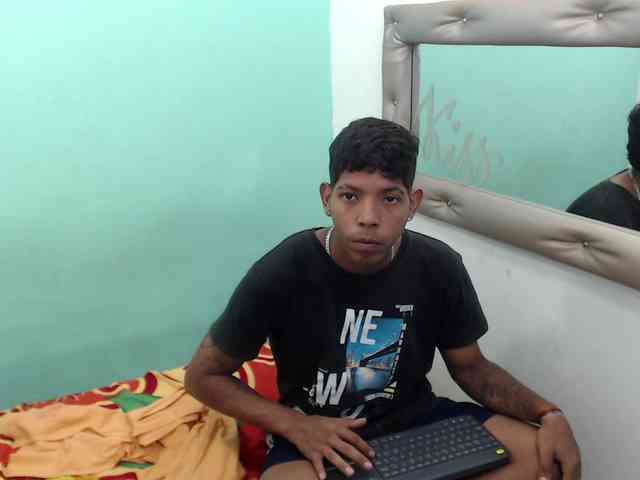 kloe-matias webcam