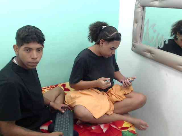 kloe-matias webcam