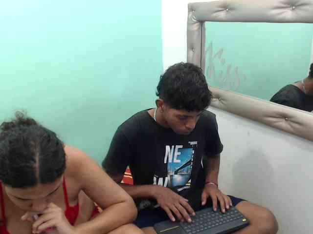 kloe-matias webcam