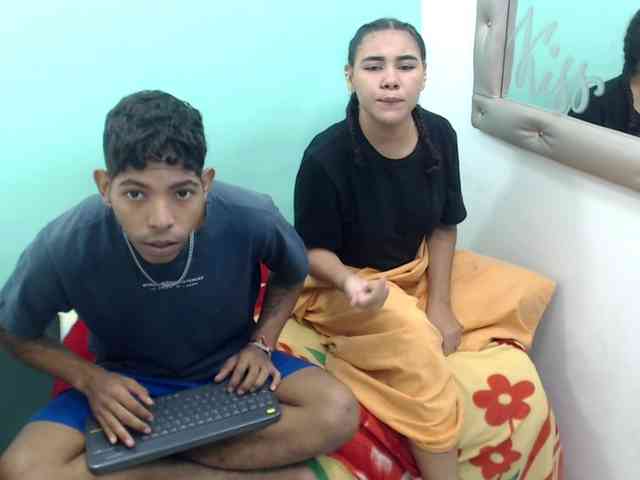 kloe-matias webcam