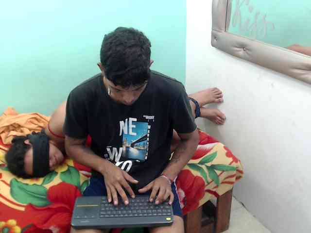 kloe-matias webcam