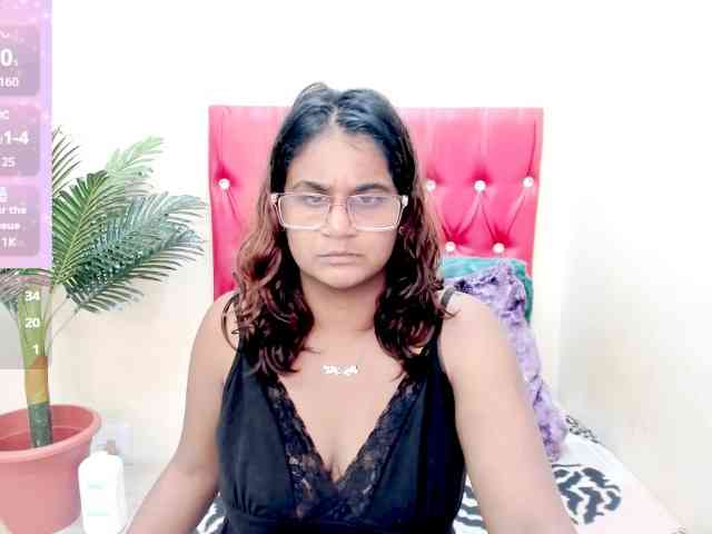 strawberrylips webcam