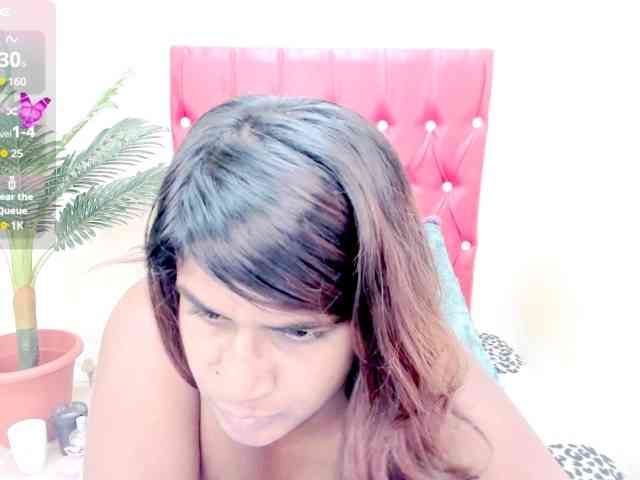 strawberrylips webcam