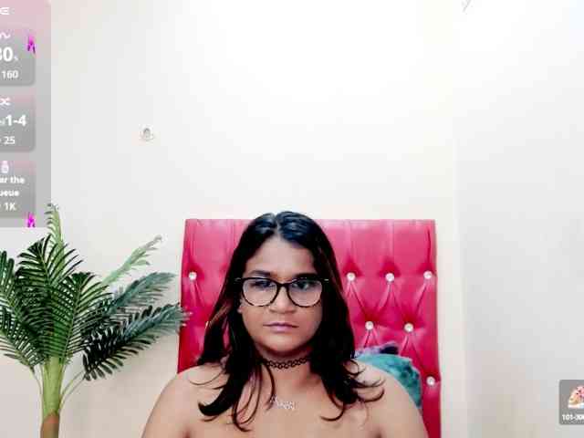 strawberrylips webcam