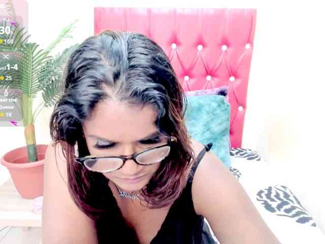 strawberrylips webcam