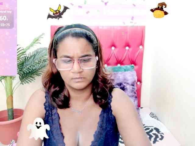 strawberrylips webcam