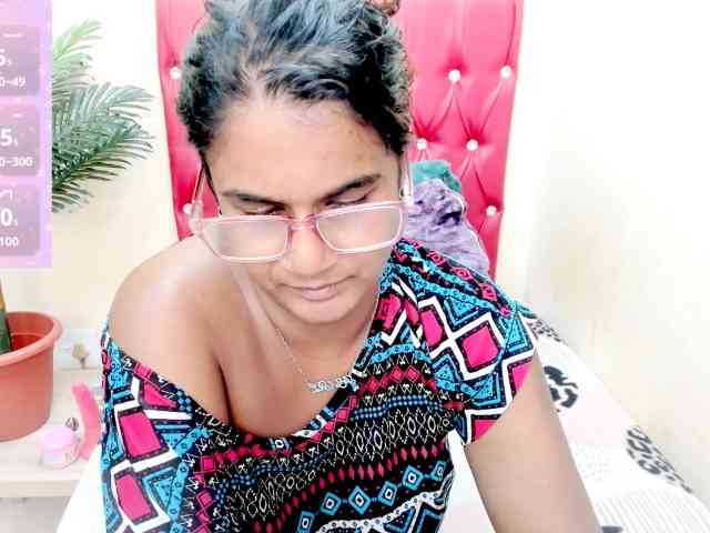 strawberrylips webcam