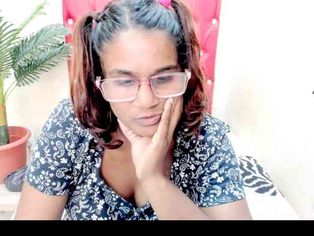 strawberrylips webcam