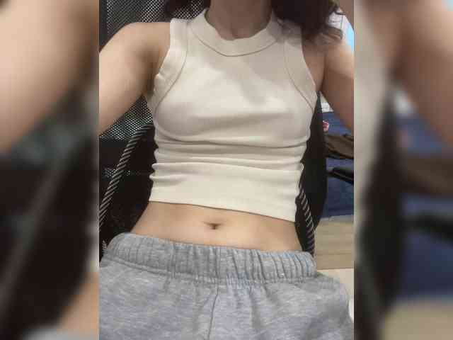 Lisa1011 webcam