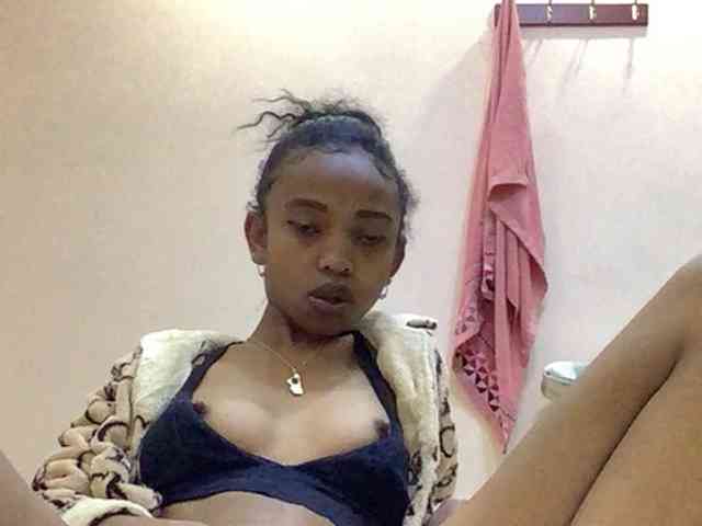 Kittygirl251 webcam