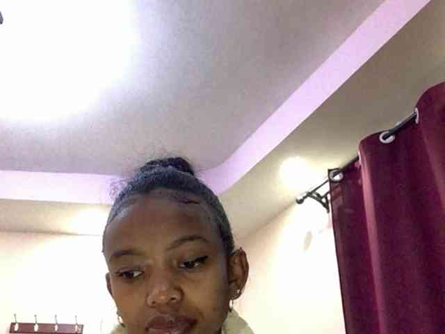 Kittygirl251 webcam