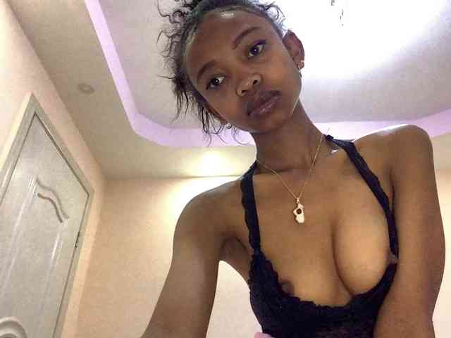 Kittygirl251 webcam