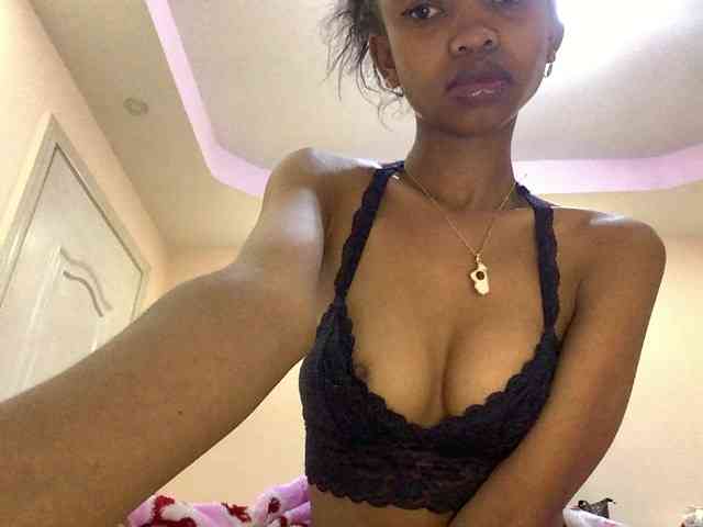 Kittygirl251 webcam