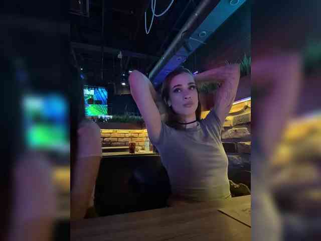 online live sex cam Serotoninnn1