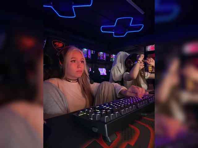 askorbinkiii webcam
