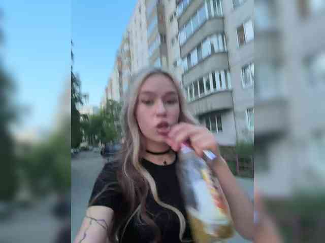 serotoninnn1's webcam live show