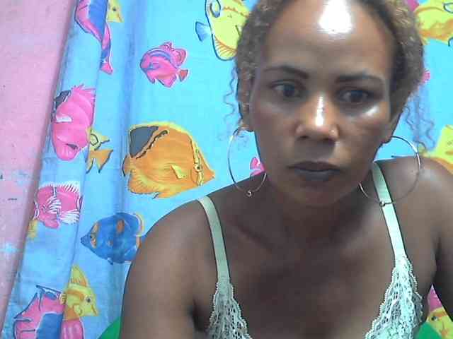 julianaah's webcam live show